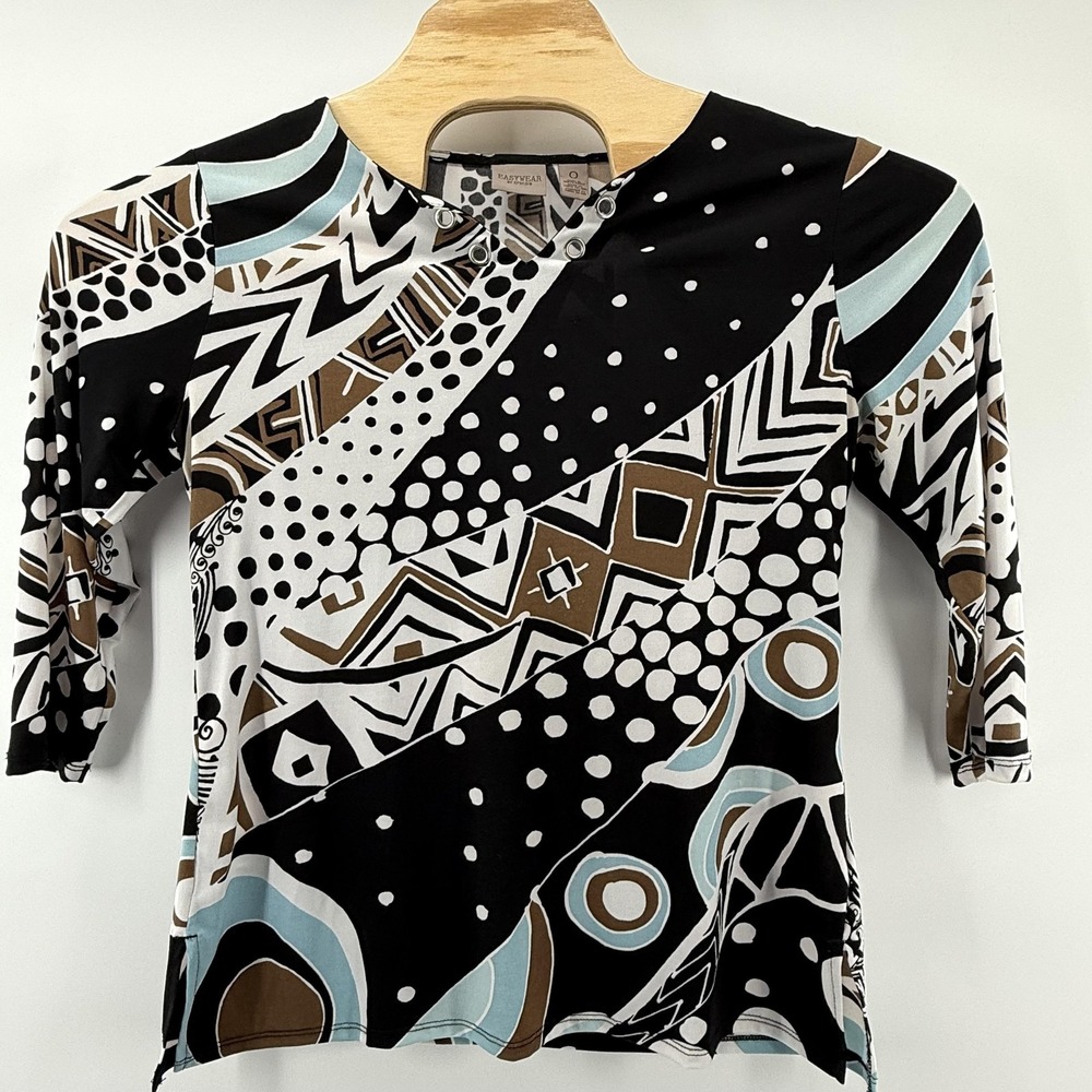 Chicos EasyWear Shirt Womens 0 Multi Color Abstract Print 3/4 Sleeve Stretch Top